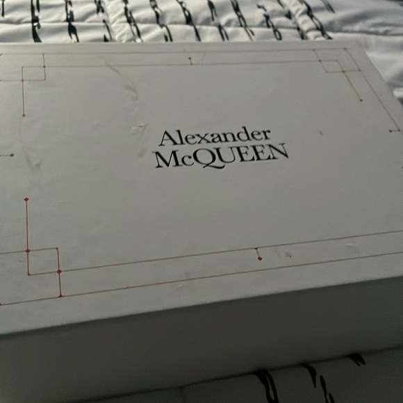 Alexander McQueen Sneakers - Picture 4 of 4